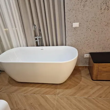 Beachfront Location Appartement Durrës