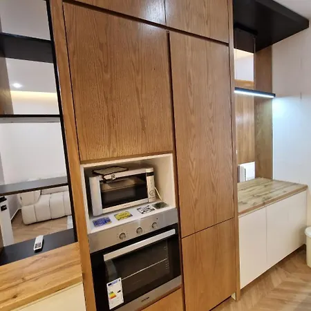 Beachfront Location דירה